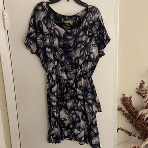 Alice and Olivia mini silk dress